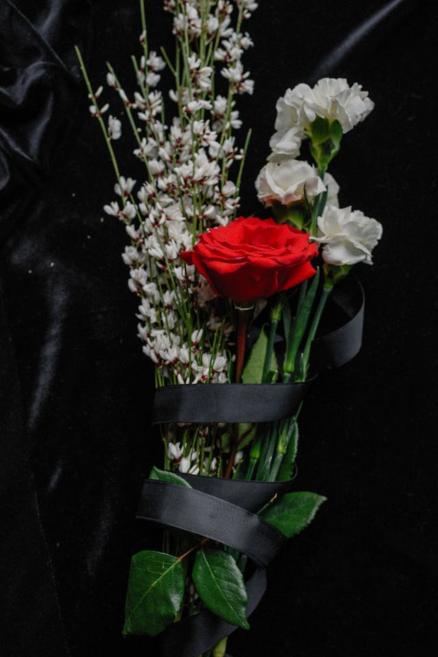 Why Funeral Flowers Are Essential - Sunnyside Mortuary